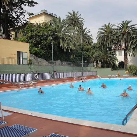 Tigullio Camping & Resort 3* Sestri Levante